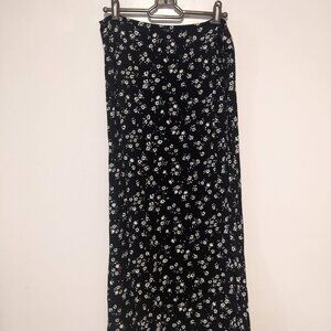 Reformation black floral wrap skirt size 12